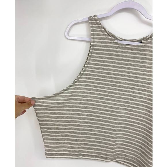 Yogalicious Womens Slit Back Heather Gray White Striped Tank Top NEW Large - Picture 4 of 9